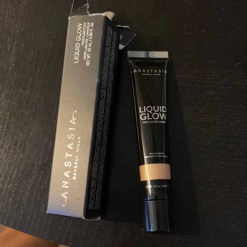 Anastasia Liquid Glow “Perla”